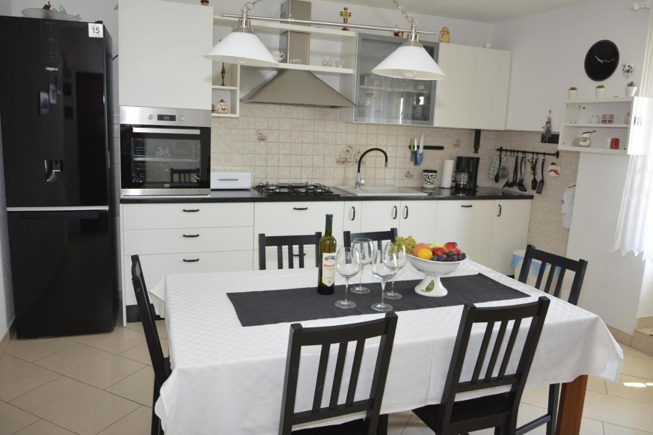 Apartment Rita Senj  Luaran gambar