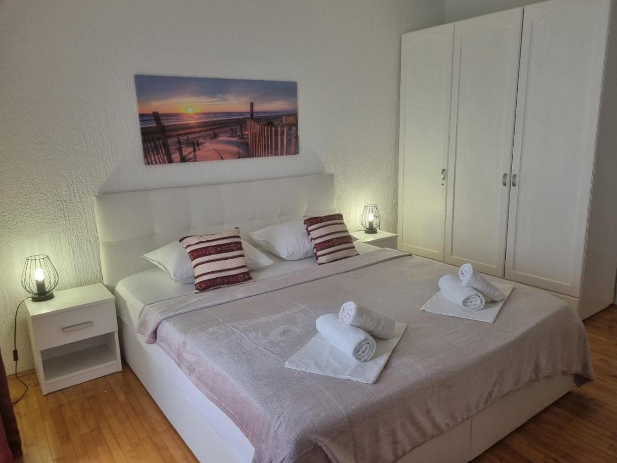 Apartment Rita Senj  Luaran gambar